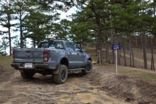 Ranger Raptor Drive in Muine